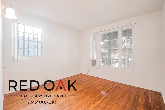 Foto del edificio - 4322 Willow Brook Ave