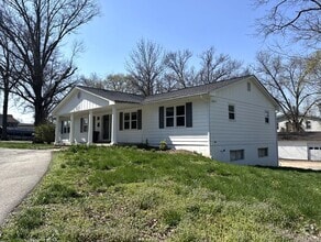 Building Photo - 151 Colonial Ln