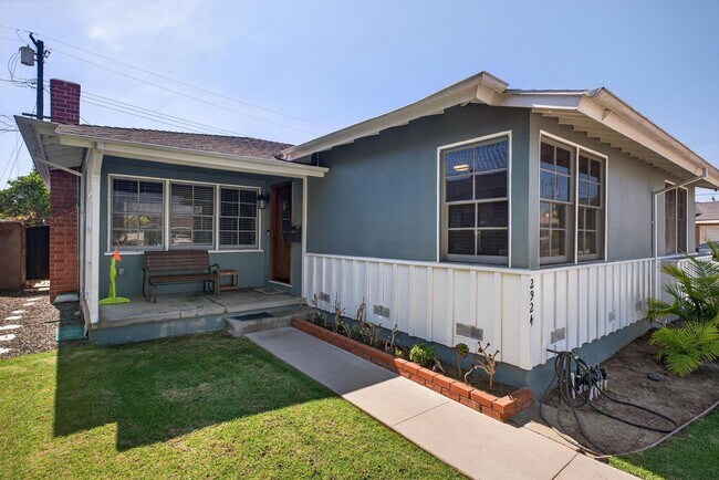 Foto del edificio - 3 Bed, 2 Bath home in quiet neighborhood