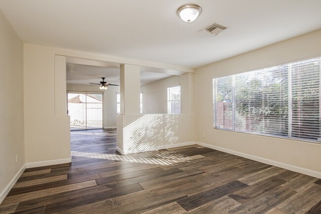 Foto del edificio - 2902 W Irma Ln