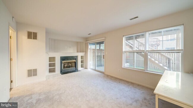 Foto del edificio - 43520 Laidlow St