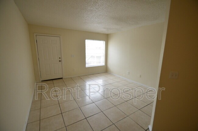 Building Photo - 7660 Forest City Rd