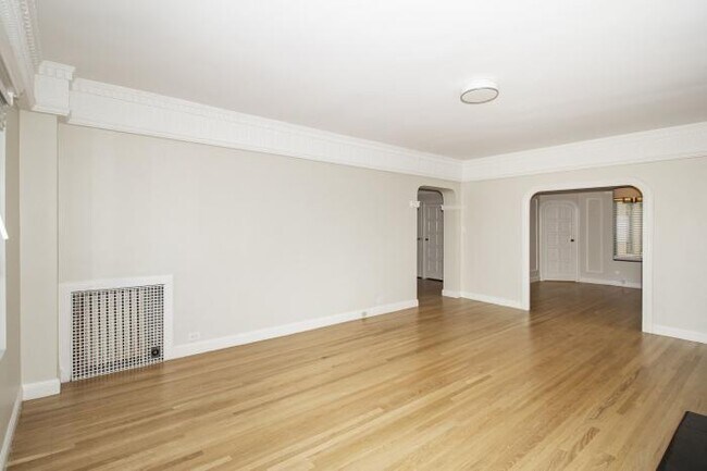 Building Photo - 2 bedroom in San Francisco CA 94115