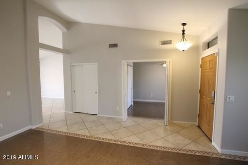 Building Photo - 10264 E Dolphin Ave