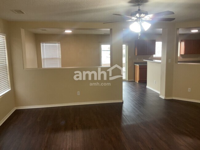 Building Photo - 5205 Caprock Dr NE