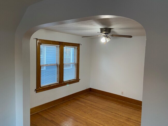 Foto del edificio - 634 Eggert Rd