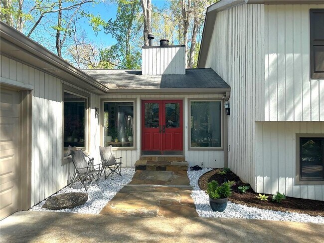 Building Photo - 5360 Mill Run Dr