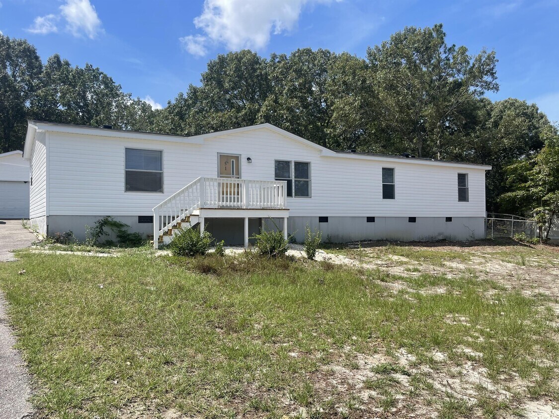 51 Soft Wind Bluff, Lugoff, SC 29078 House Rental in Lugoff, SC