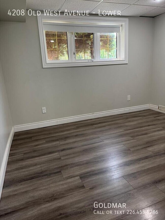 Photo du bâtiment - Lower Unit Available in South Windsor