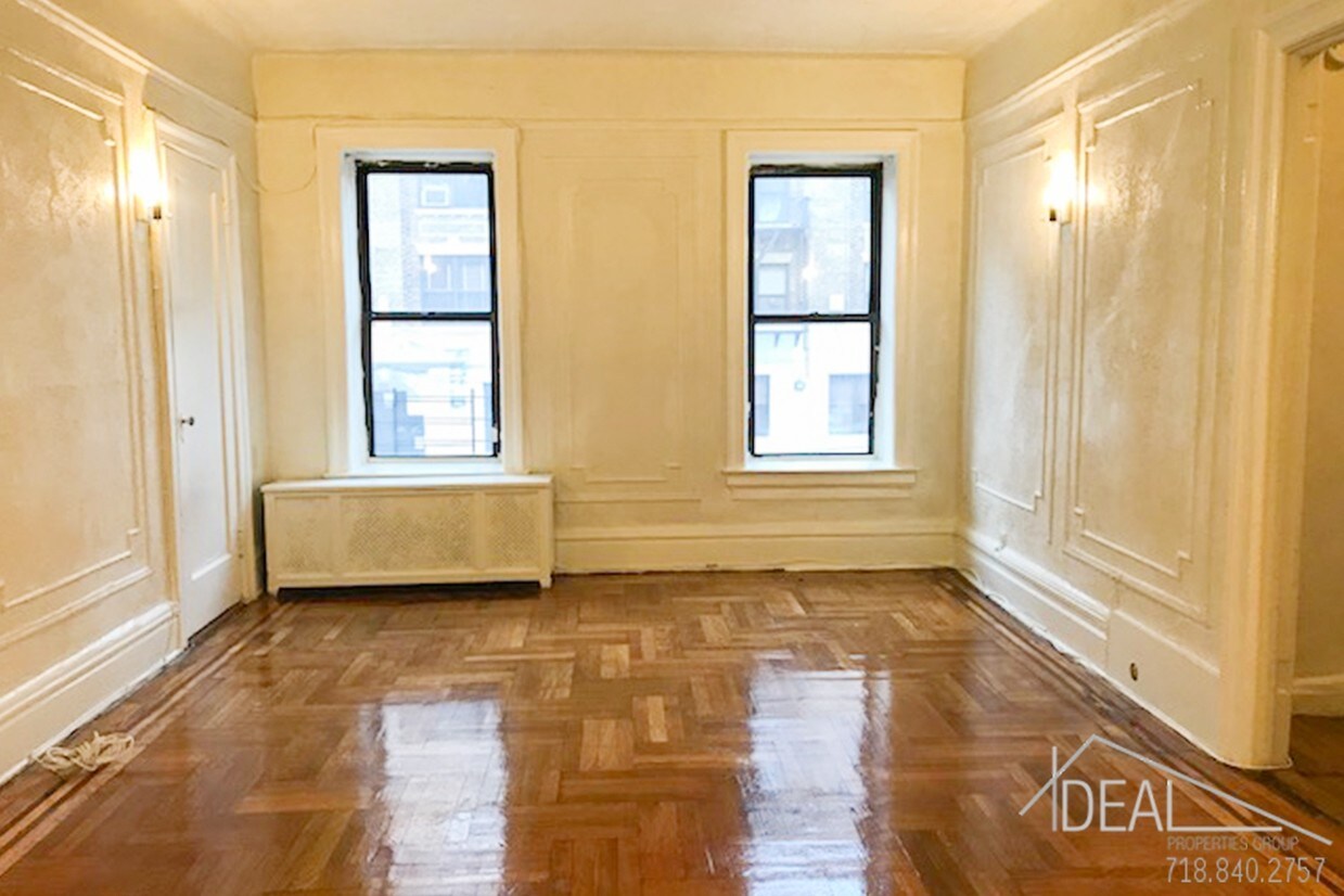 Primary Photo - 277 Eastern Pkwy