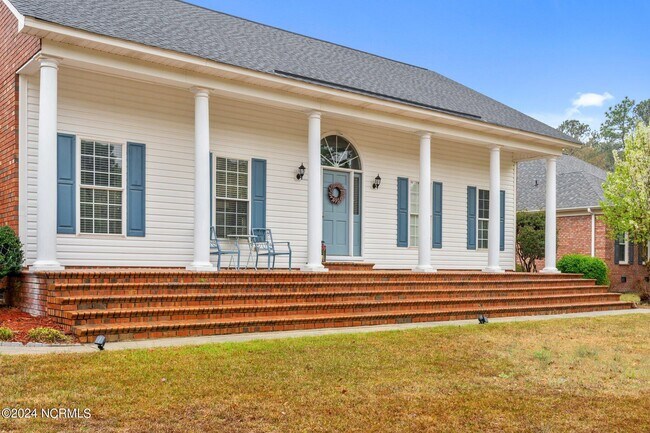 Foto del edificio - 1114 4 Wood Dr