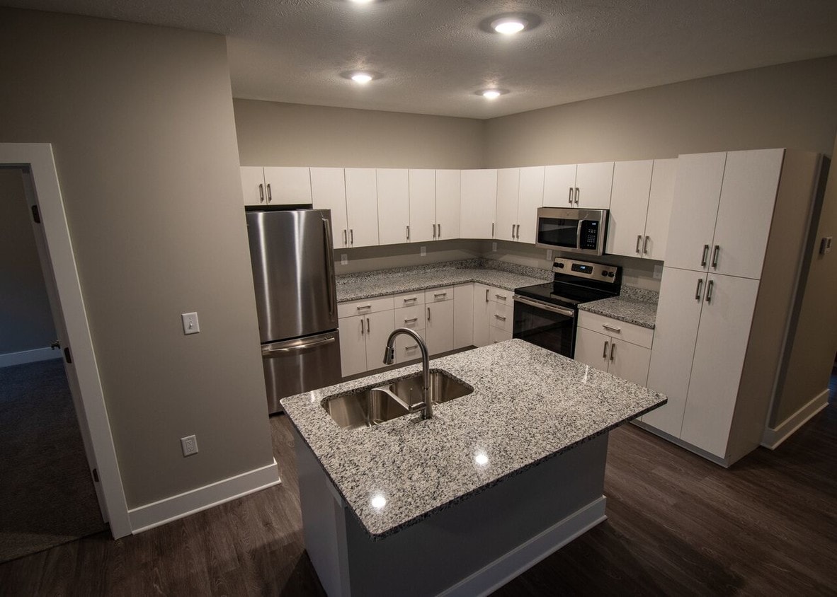 Kitchen - 3218 Brookside Dr