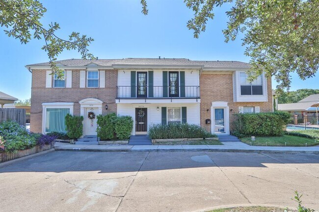 Foto del edificio - 18216 Heritage Ln