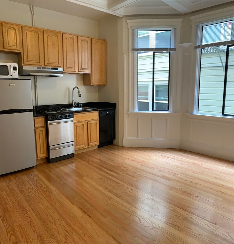 Primary Photo - 1470 California St