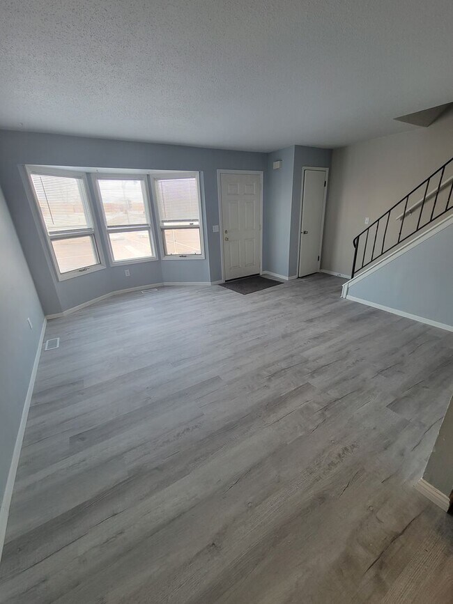 Foto del edificio - 5710 N Division St