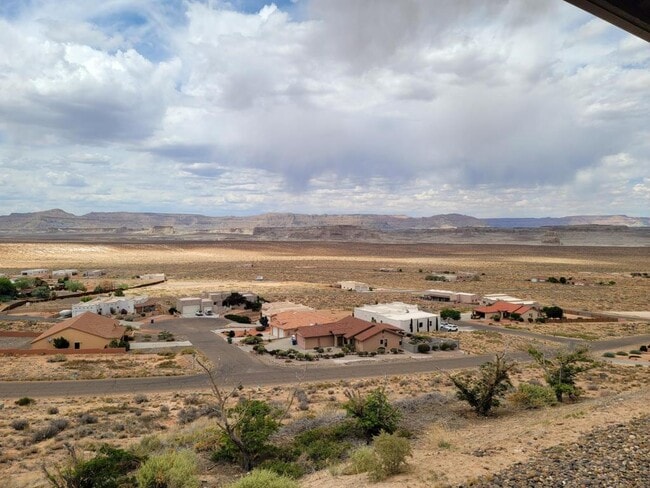 Building Photo - 1064 Tower Butte Dr