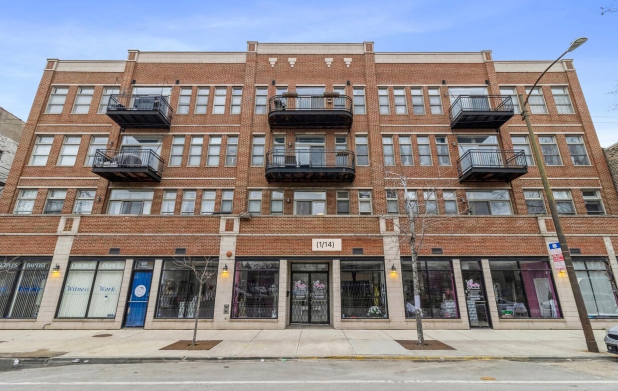 837 S Western Ave Unit 208, Chicago, IL 60612 Condo for Rent in