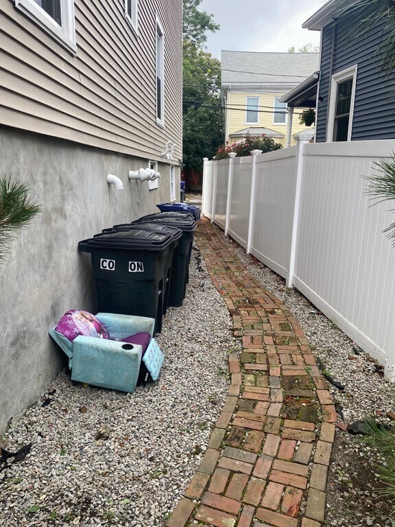 Foto del edificio - 12 Lorenzo St