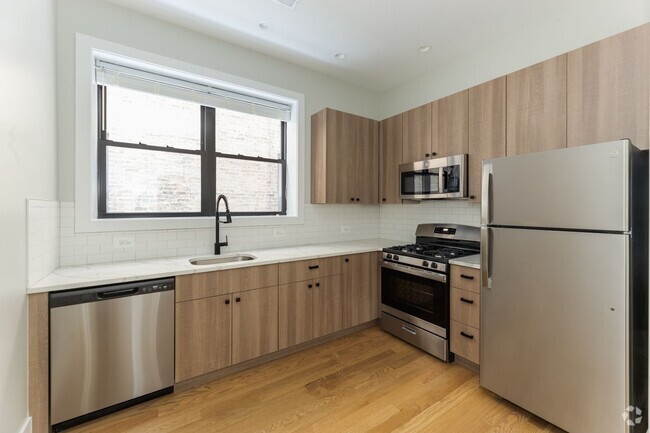 Building Photo - 3521 N Wilton Ave