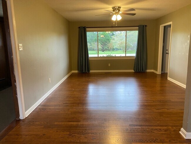 Building Photo - 3940 US-411