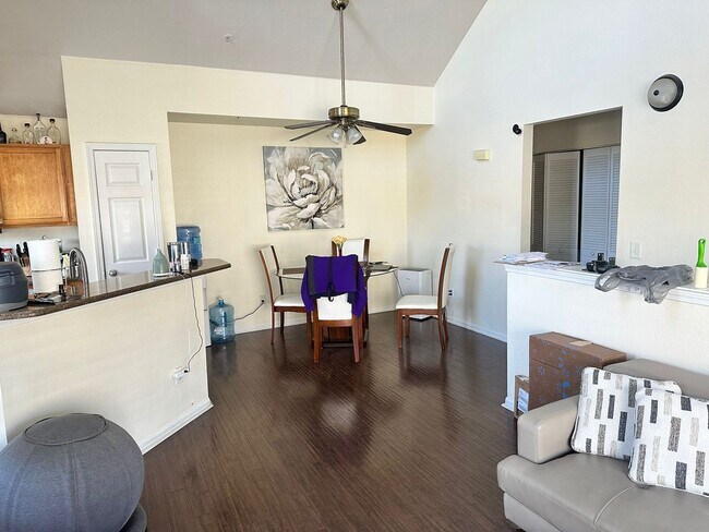 Foto del edificio - Central Park @ Lee Vista- Unit 2503