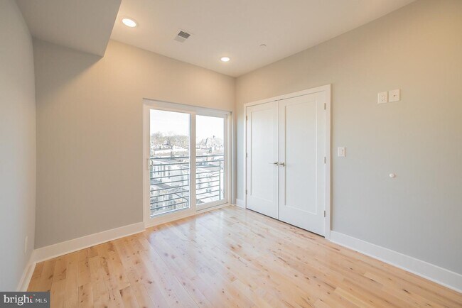 Foto del edificio - 2129 N 8th St