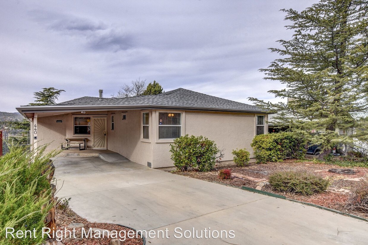 Primary Photo - 2 br, 2 bath House - 440 S. Alarcon Street