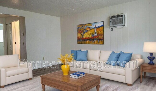 Foto del edificio - 128 NE Atkinson Ct