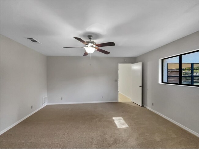 Foto del edificio - 236 Longhorn Dr