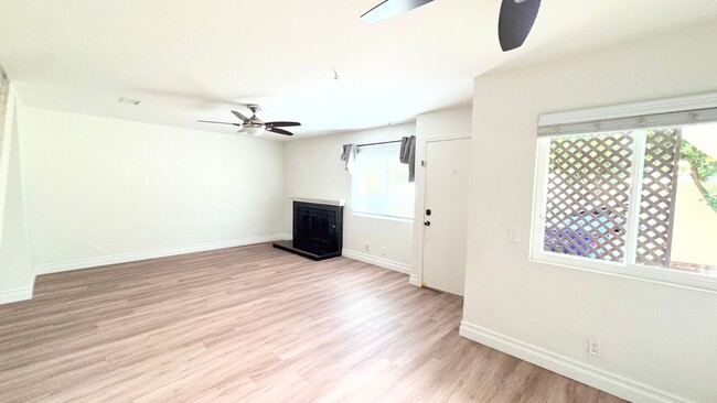 Foto del edificio - Fully Remodeled 3 bed/2.5 bath in Poway