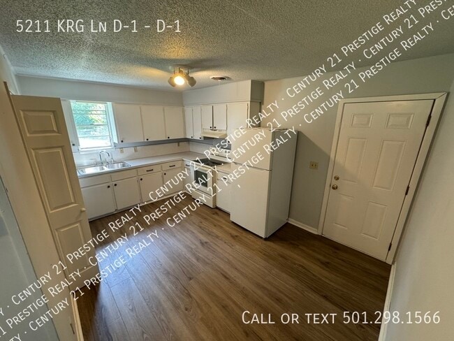 Building Photo - 5211 Krg Ln