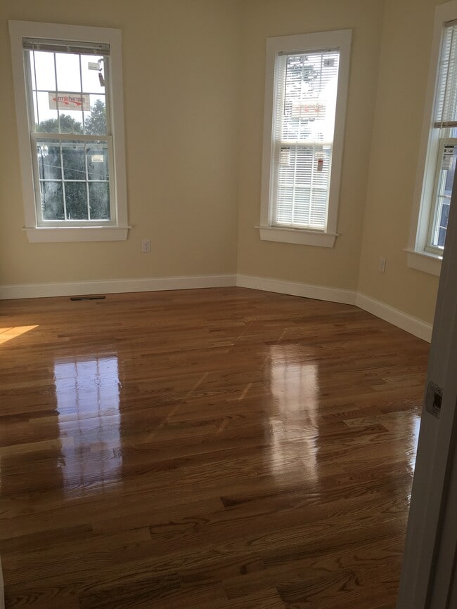 Photo - 73-79 Varney Street Apartment