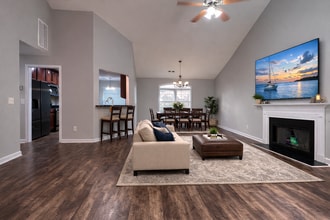 Building Photo - 7735 Country Pass