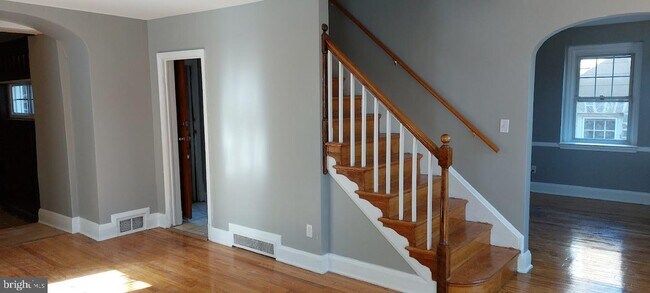 Foto del edificio - 2506 Parkview Ave