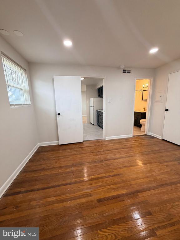 Building Photo - 714 Rhawn St