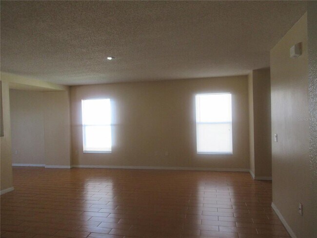 Foto del edificio - 249 Aster Dr