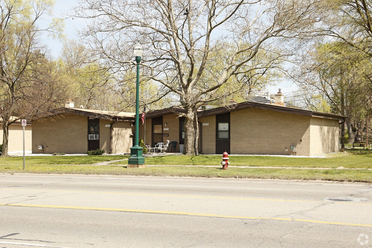 52155239 S Wayne Rd, Wayne, MI 48184 Apartments in Wayne, MI