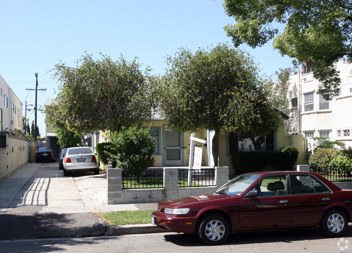 Foto principal - 5724-5726 La Mirada Ave