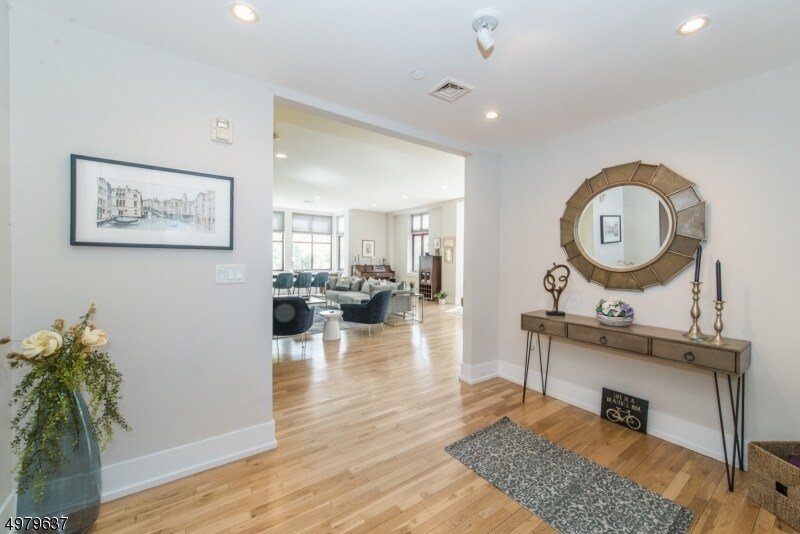 85 Park Ave Unit 201, Glen Ridge, NJ 07028 Apartment for Rent in Glen