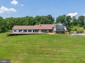 Building Photo - 1496 Orchard Ln