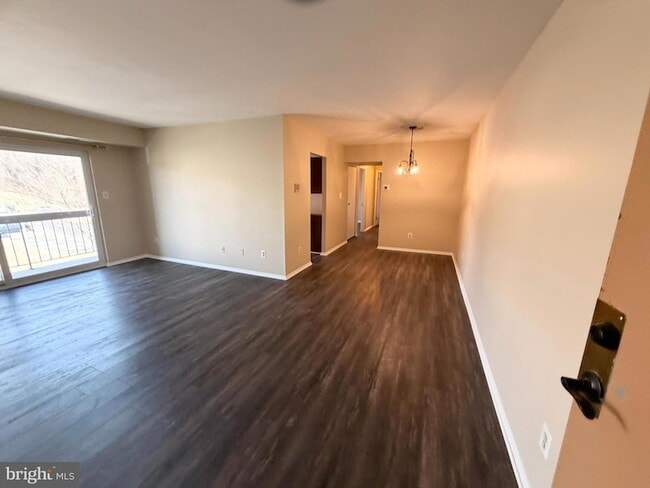 Photo - 1 Summit Hill Ct Apartment