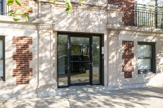 Entrance - 4627 S Drexel Blvd