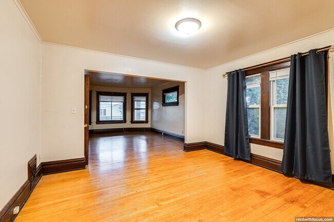 Foto del edificio - 111 W Parkway Ave