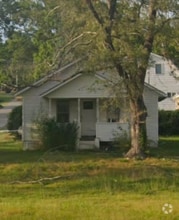 Building Photo - 2901 E Main St