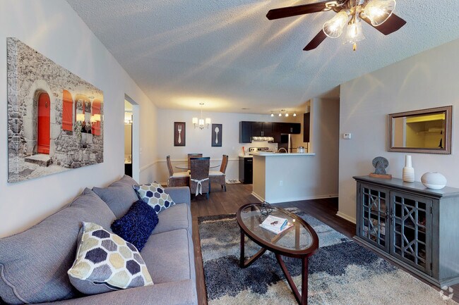 2BR, 2BA - 900 SF - Plantation Flats Apartment Homes