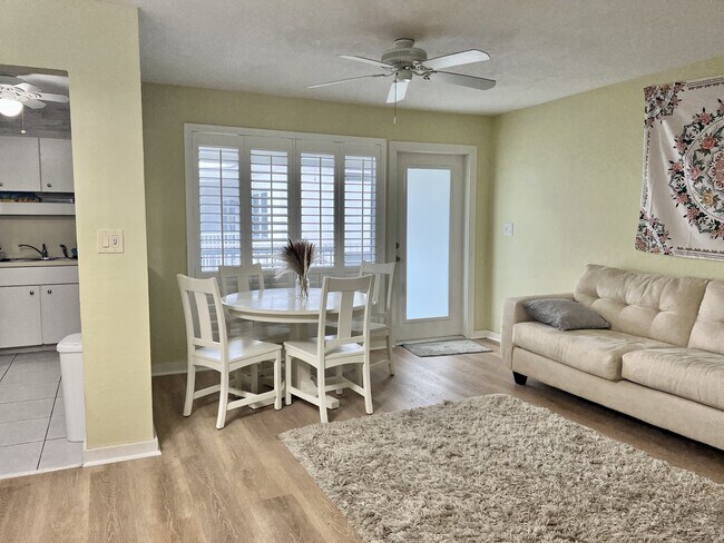 Foto del edificio - 1439 S Ocean Blvd