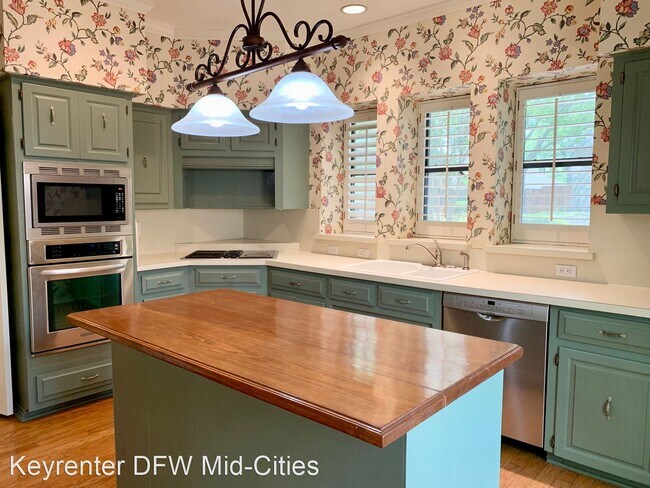 Building Photo - 3 br, 2 bath House - 2908 Old Mill Run