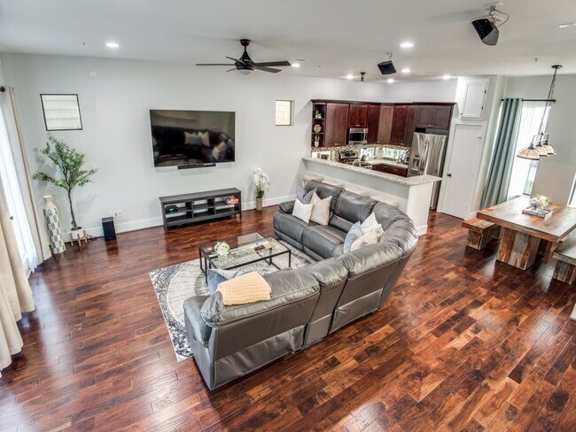 Foto del edificio - 1509 Holly St