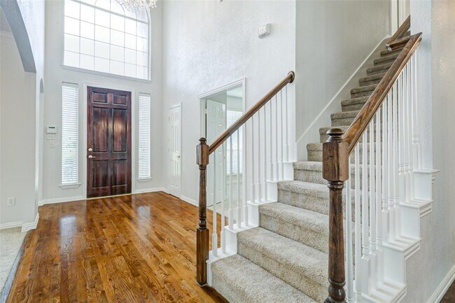 Foto del edificio - 2304 Windy Ridge Ct