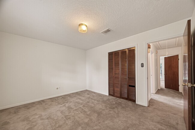 Foto del edificio - 12835 Woodlite Ln